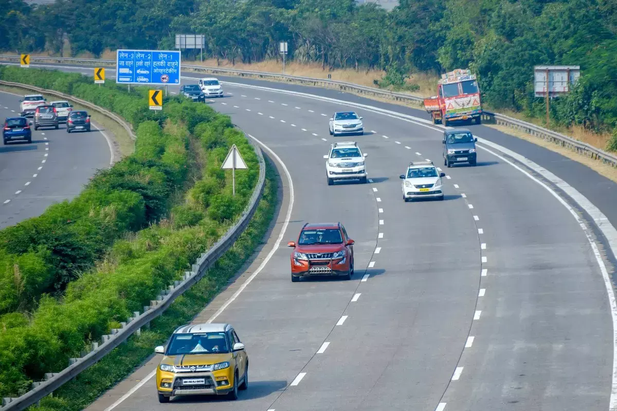 Kerala के इस ज़िले में हर किलोमीटर पर 80 किमी/घंटा की सीमा के साथ स्पीड कैमरे लगाए गए