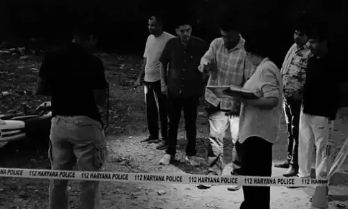 Faridabad: क्राइम ब्रांच ने दो अपराधियों को धर-दबोचा Faridabad: क्राइम ब्रांच ने दो अपराधियों को धर-दबोचा