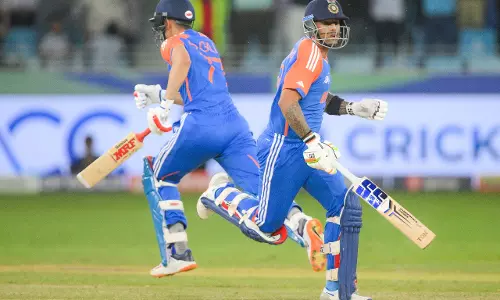 Asia Cup: निस्सानका का शतक बेकार, भारत ने सुपर ओवर में श्रीलंका को हराया, अजेय रहा Asia Cup: निस्सानका का शतक बेकार, भारत ने सुपर ओवर में श्रीलंका को हराया, अजेय रहा