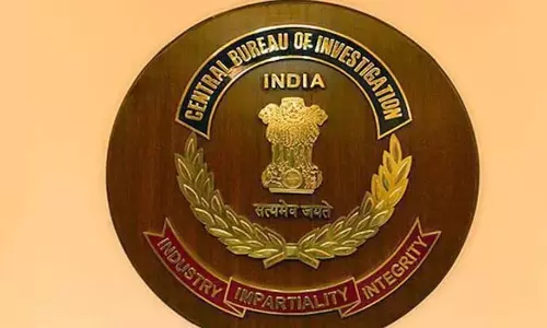बिल्डरों और वित्तीय संस्थानों के अधिकारियों के गठजोड़ पर CBI की कार्रवाई बिल्डरों और वित्तीय संस्थानों के अधिकारियों के गठजोड़ पर CBI की कार्रवाई