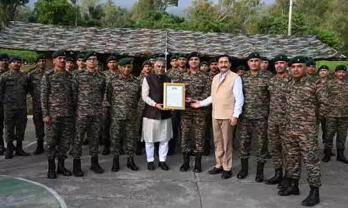 Kangra भूस्खलन राहत में वीरतापूर्ण भूमिका के लिए 16वीं गढ़वाल राइफल्स को सम्मानित किया गया