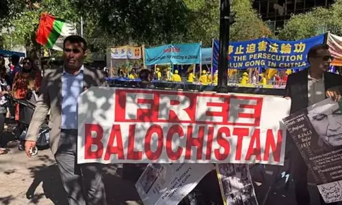 आज़ाद Balochistan: कार्यकर्ताओं ने संयुक्त राष्ट्र मुख्यालय के बाहर विरोध प्रदर्शन किया