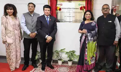 Chitkara University और जियोगेम्स ने गेमिंग और शिक्षा के मिश्रण के लिए इनोवेशन सेंटर लॉन्च किया Chitkara University और जियोगेम्स ने गेमिंग और शिक्षा के मिश्रण के लिए इनोवेशन सेंटर लॉन्च किया