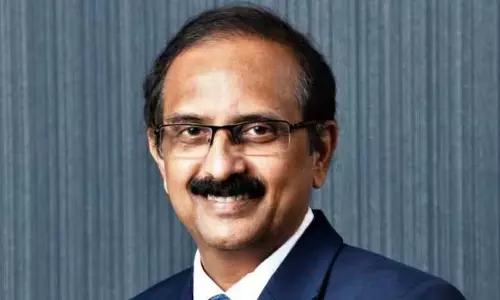 SBI चेयरमैन ने नवाचार को बढ़ावा देने और वित्तीय प्रतिभा को पोषित करने का आह्वान किया