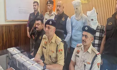 Double Encounter: कुख्यात बदमाश कमल और शशिकांत घायल, चार गिरफ्तार Double Encounter: कुख्यात बदमाश कमल और शशिकांत घायल, चार गिरफ्तार