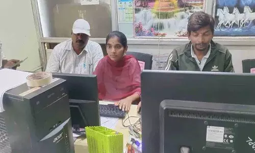 क्या त्योहार से पहले ही वेतन मिल जाएगा? परिवार का भरण-पोषण बोझ क्या त्योहार से पहले ही वेतन मिल जाएगा? परिवार का भरण-पोषण बोझ