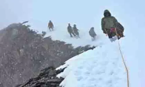 Arunachal Pradesh: माउंट गोरीचेन पर भारतीय सैनिकों की साहसिक चढ़ाई