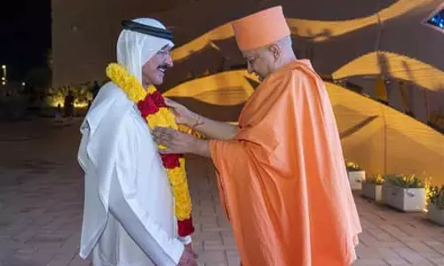 डीपी वर्ल्ड चेयरमैन सुल्तान अहमद बिन सुलायेम ने बीएपीएस हिंदू मंदिर में किया दर्शन