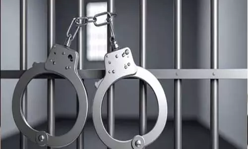 क्राइम ब्रांच की बड़ी कार्रवाई- 11 ड्रग्स तस्कर गिरफ्तार, 2.04 करोड़ की हेरोइन बरामद