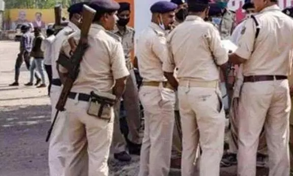 Ranchi: दुर्गा पूजा के दौरान सुरक्षा के कड़े इंतजाम Ranchi: दुर्गा पूजा के दौरान सुरक्षा के कड़े इंतजाम