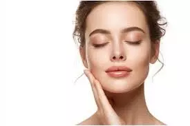 Glowing Skin: मिनटों में चमक उठेगी आपकी त्वचा, आपके किचन में छिपा है जादुई पेस्ट Glowing Skin: मिनटों में चमक उठेगी आपकी त्वचा, आपके किचन में छिपा है जादुई पेस्ट