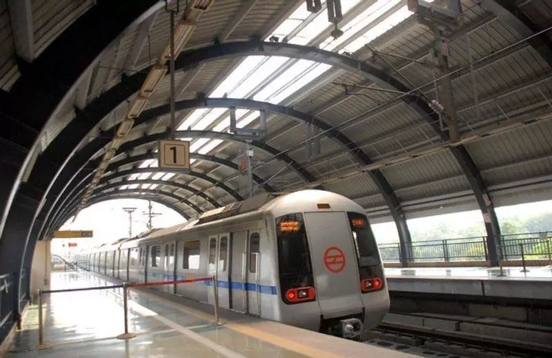 दिल्ली मेट्रो में दर्ज अपराधों में 87% मोबाइल चोरी के मामले दिल्ली मेट्रो में दर्ज अपराधों में 87% मोबाइल चोरी के मामले