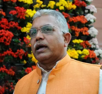 पाकिस्तान के साथ नहीं कोई देश, उनकी आर्थिक स्थिति और भी होगी खराब : दिलीप घोष पाकिस्तान के साथ नहीं कोई देश, उनकी आर्थिक स्थिति और भी होगी खराब : दिलीप घोष