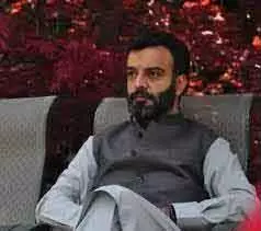 रूहुल्लाह ने लेह में हिंसा के लिए केंद्र को जिम्मेदार ठहराया रूहुल्लाह ने लेह में हिंसा के लिए केंद्र को जिम्मेदार ठहराया