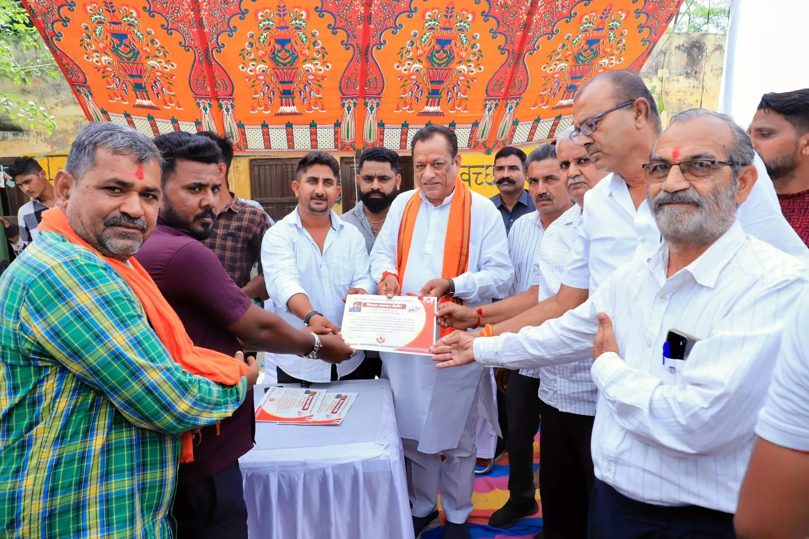 Jaipur: कैबिनेट मंत्री ने ग्रामीण सेवा शिविरों का किया निरीक्षण Jaipur: कैबिनेट मंत्री ने ग्रामीण सेवा शिविरों का किया निरीक्षण