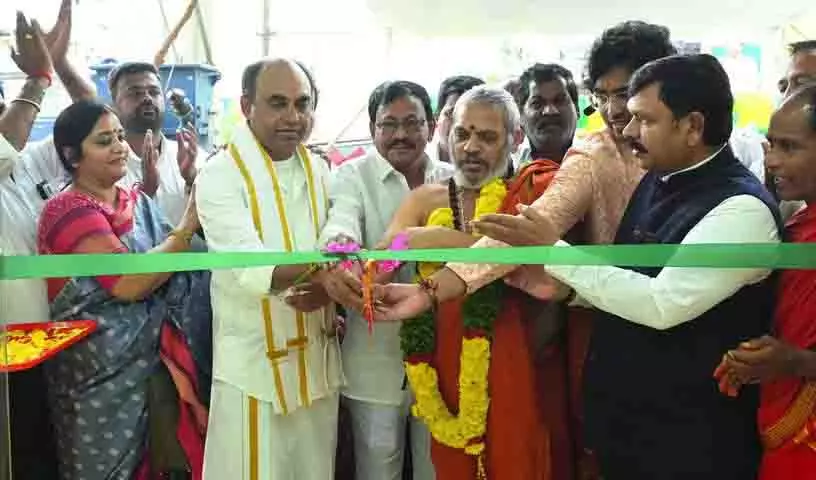 Ramraj Cotton ने चौटुप्पल में नया शोरूम खोला, पहुंच का विस्तार किया Ramraj Cotton ने चौटुप्पल में नया शोरूम खोला, पहुंच का विस्तार किया