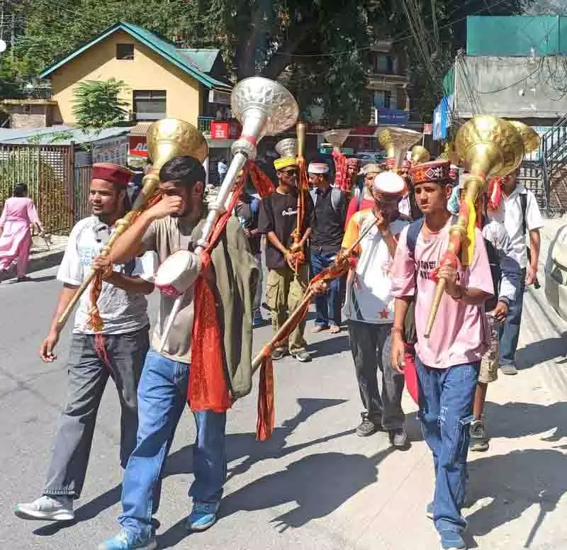 Himachal: देवी भेखली की पालकी यात्रा शुरू Himachal: देवी भेखली की पालकी यात्रा शुरू
