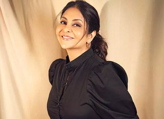 Shefali Shah को हवाई अड्डों और अकेले यात्रा करने में आनंद मिलता है Shefali Shah को हवाई अड्डों और अकेले यात्रा करने में आनंद मिलता है