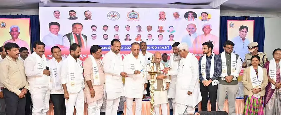स्वास्थ्य नवाचार के लिए ₹850 करोड़: स्वास्थ्य मंत्री दिनेश गुंडू राव स्वास्थ्य नवाचार के लिए ₹850 करोड़: स्वास्थ्य मंत्री दिनेश गुंडू राव