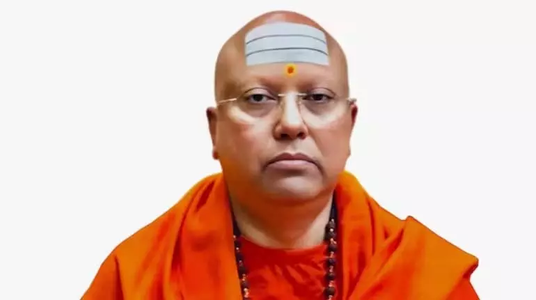 Delhi आश्रम प्रमुख के पास से फर्जी संयुक्त राष्ट्र और ब्रिक्स कार्ड मिले Delhi आश्रम प्रमुख के पास से फर्जी संयुक्त राष्ट्र और ब्रिक्स कार्ड मिले