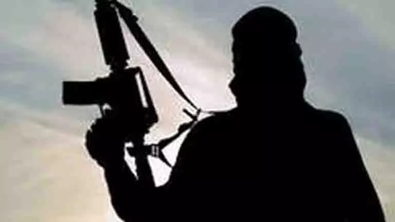 Assam: पुलिस मुठभेड़ में चार डकैत मारे गए Assam: पुलिस मुठभेड़ में चार डकैत मारे गए
