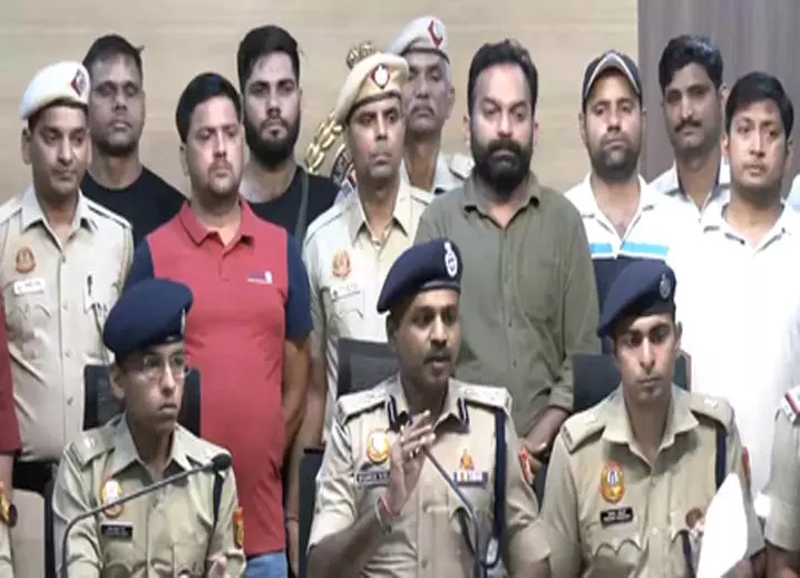 BREAKING: भारत मंडपम के पास हुई लूट का खुलासा, तीन आरोपी गिरफ्तार BREAKING: भारत मंडपम के पास हुई लूट का खुलासा, तीन आरोपी गिरफ्तार