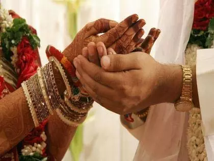 शादी का झूठा वादा कर युवती से बलात्कार शादी का झूठा वादा कर युवती से बलात्कार