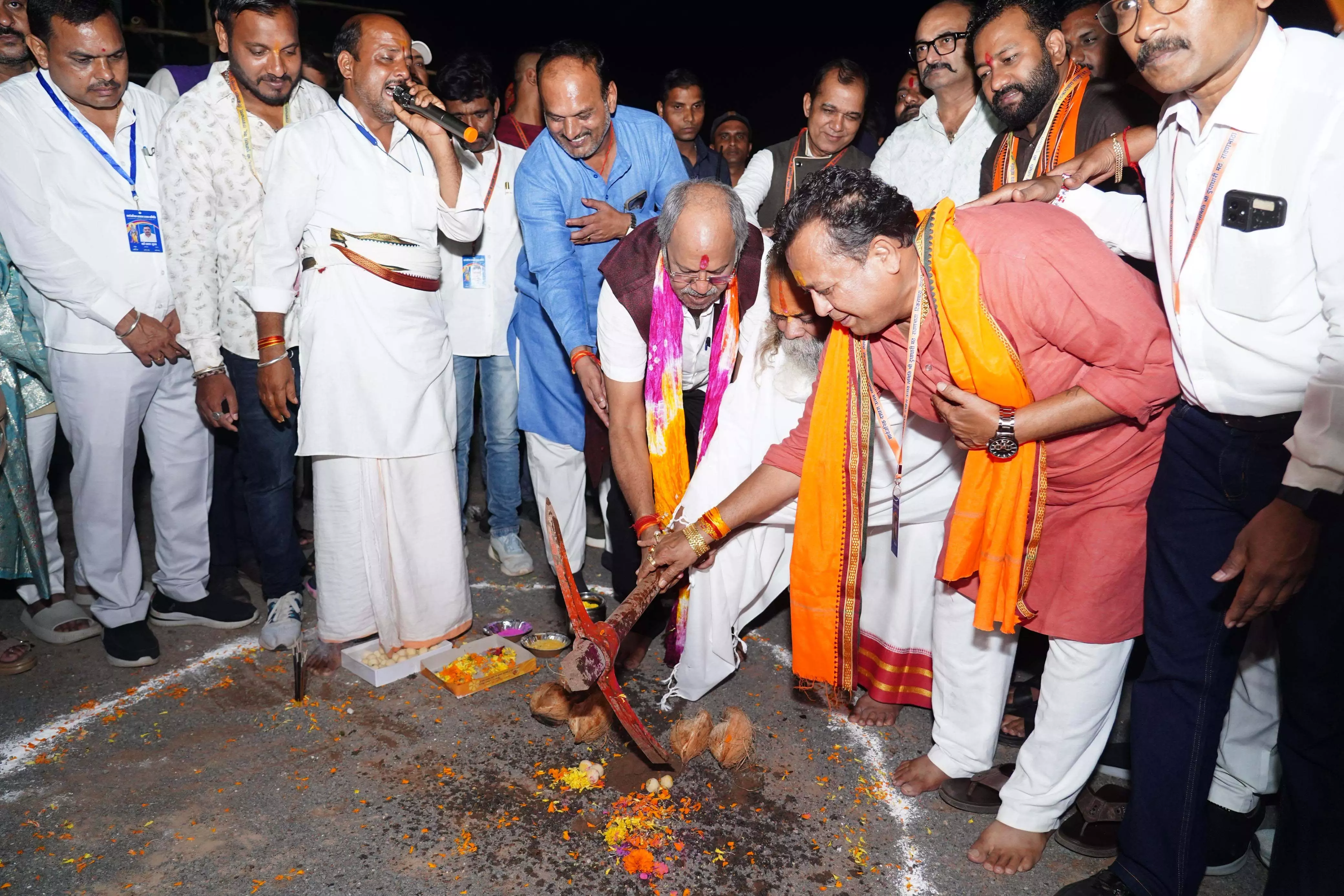 खेलों से मिलेगा युवाओं को अनुशासन और आत्मविश्वास: सांसद बृजमोहन अग्रवाल खेलों से मिलेगा युवाओं को अनुशासन और आत्मविश्वास: सांसद बृजमोहन अग्रवाल