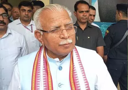 रोहतक रैली पर सियासी जंग, केंद्रीय मंत्री मनोहर लाल ने कांग्रेस-इनेलो पर पलटवार किया रोहतक रैली पर सियासी जंग, केंद्रीय मंत्री मनोहर लाल ने कांग्रेस-इनेलो पर पलटवार किया