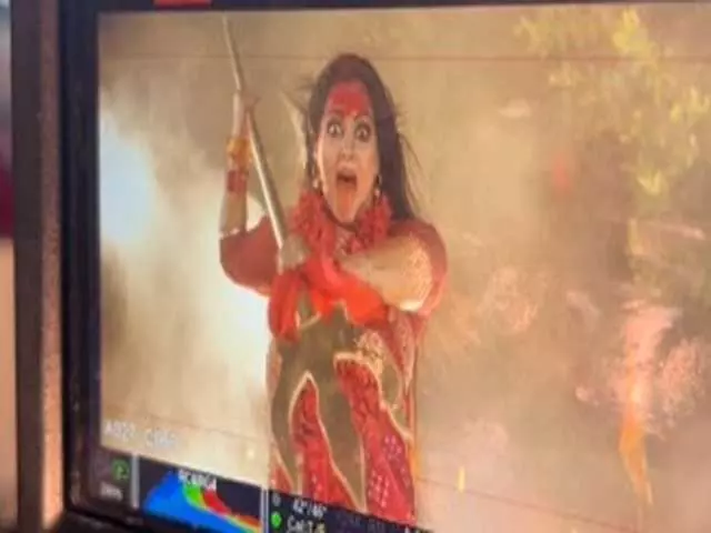 राम मिले तो सीता, राक्षस मिले तो काली! एक्ट्रेस अंजना सिंह ने दिखाया रौद्र रूप राम मिले तो सीता, राक्षस मिले तो काली! एक्ट्रेस अंजना सिंह ने दिखाया रौद्र रूप