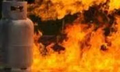 Haryana: चाय बनाते समय सिलेंडर फटने से तीन भाई-बहन घायल