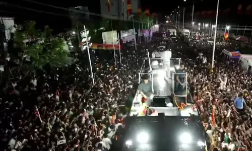 39 हुई मृतकों की संख्या, एक्टर विजय की रैली से कई लोगों का परिवार उजड़ा 39 हुई मृतकों की संख्या, एक्टर विजय की रैली से कई लोगों का परिवार उजड़ा