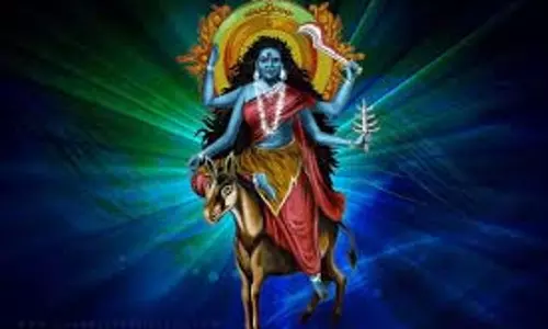 Navratri 2025 Day 7: कैसा है माता कालरात्रि का स्वरूप,जानें क्यों करती हैं गधे की सवारी Navratri 2025 Day 7: कैसा है माता कालरात्रि का स्वरूप,जानें क्यों करती हैं गधे की सवारी
