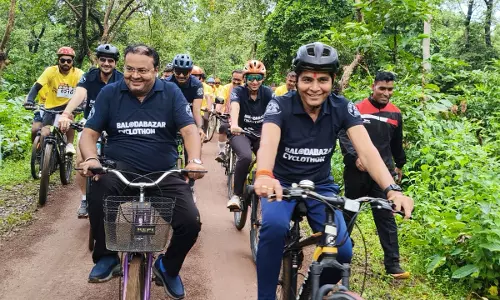 मंत्री टंकराम वर्मा ने साइक्लिंग में लिया हिस्सा मंत्री टंकराम वर्मा ने साइक्लिंग में लिया हिस्सा