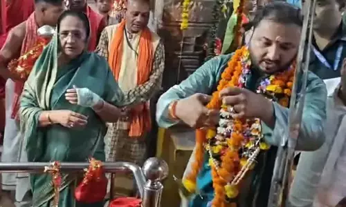 मां दंतेश्वरी को बस्तर दशहरा का निमंत्रण पत्र चढ़ाया गया