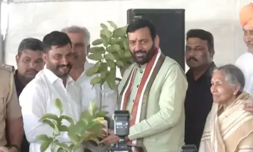 जैविक खेती में नवाचार के लिए सिरसा के किसानों को सम्मानित किया गया जैविक खेती में नवाचार के लिए सिरसा के किसानों को सम्मानित किया गया