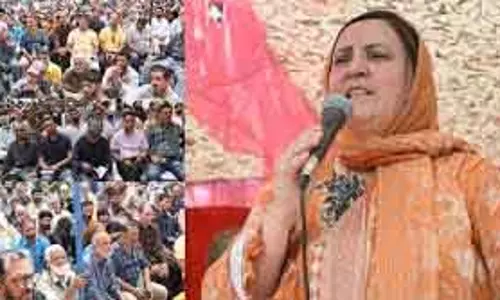 सकीना ने कुलगाम में मेगा जनता दरबार-सह-शिकायत निवारण शिविर की अध्यक्षता की सकीना ने कुलगाम में मेगा जनता दरबार-सह-शिकायत निवारण शिविर की अध्यक्षता की