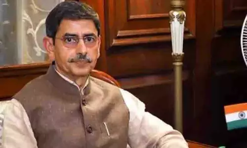 राज्यपाल रवि ने करूर भगदड़ पर Tamil Nadu सरकार से विस्तृत रिपोर्ट मांगी, जिसमें 39 लोगों की मौत हो गई