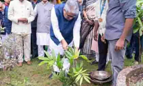 भूपेंद्र यादव ने हार्टफुलनेस मुख्यालय में दस लाखवां पेड़ लगाया