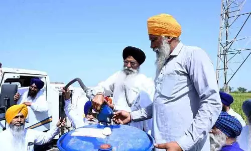 SGPC अध्यक्ष ने सुल्तानपुर लोधी के निकट बाढ़ प्रभावित गांवों को पूर्ण सहायता का आश्वासन दिया SGPC अध्यक्ष ने सुल्तानपुर लोधी के निकट बाढ़ प्रभावित गांवों को पूर्ण सहायता का आश्वासन दिया