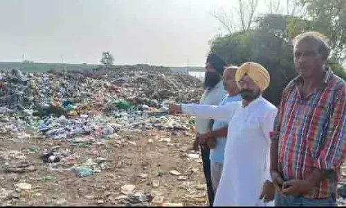 Sirhind में कूड़ाघर को ‘स्थानांतरित’ करने को लेकर आप इकाई में क्रेडिट वॉर Sirhind में कूड़ाघर को ‘स्थानांतरित’ करने को लेकर आप इकाई में क्रेडिट वॉर