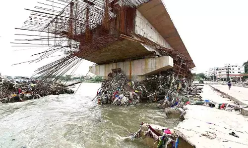 चदरघाट में मूसी बाढ़ के बाद GHMC ने सफाई अभियान शुरू किया