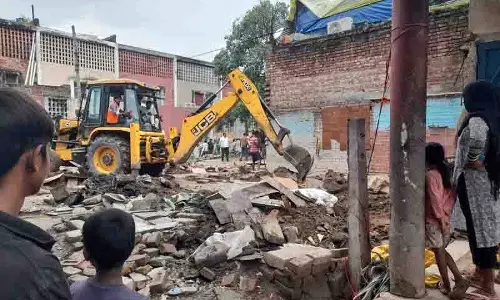 Amritsar: राजासांसी में नशा तस्कर का घर ध्वस्त