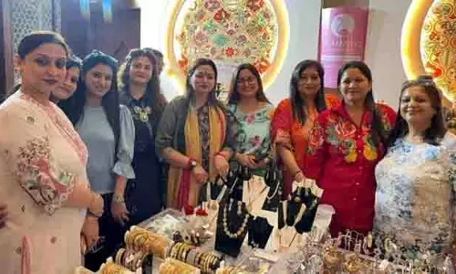 Rekha Mahajan ने सिंदूर से चमक प्रदर्शनी का उद्घाटन किया