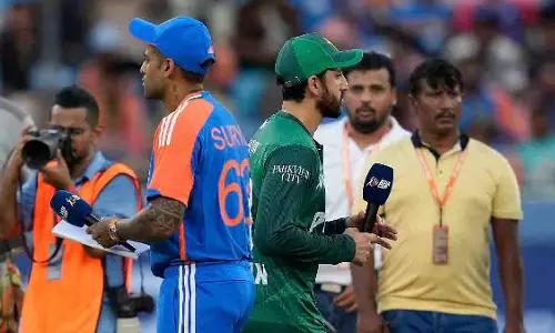 सूर्यकुमार ने टॉस में सलमान आगा से हाथ नहीं मिलाया