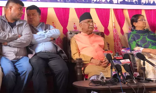 Nepal की अंतरिम सरकार ने जेन-जेड विरोध हिंसा की जांच के बाद पूर्व पीएम ओली और चार अन्य पर यात्रा प्रतिबंध लगाया