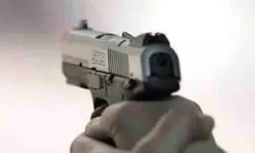 Meerut: नकाबपोश आरोपियों ने शिक्षक को गोली मारी