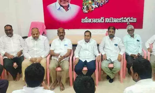 कोनिंती मानिकराव का स्थानीय चुनावों में BRS के लिए आह्वान कोनिंती मानिकराव का स्थानीय चुनावों में BRS के लिए आह्वान