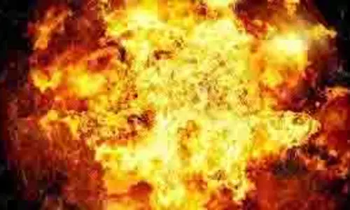 Bokaro स्टील प्लांट में आग लगने से चार श्रमिक झुलसे Bokaro स्टील प्लांट में आग लगने से चार श्रमिक झुलसे