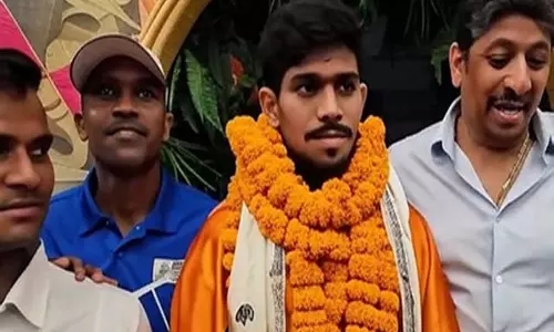 लाल ने वर्ल्ड पैरा एथेलेटिक्स चैंपियनशिप में जीता गोल्ड, घर वापसी पर जोरदार स्वागत लाल ने वर्ल्ड पैरा एथेलेटिक्स चैंपियनशिप में जीता गोल्ड, घर वापसी पर जोरदार स्वागत